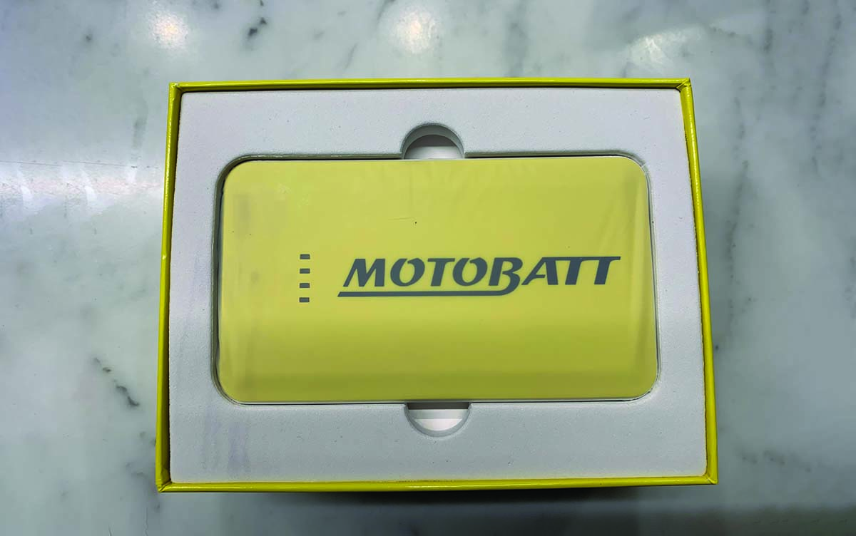 GEAR ON TEST MOTOBATT LITHIUM JUMP STARTER 7500 JUST BIKES